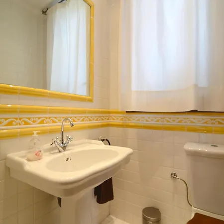 Villa The In Has 5 Bedrooms Begur