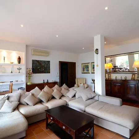 The In Has 5 Bedrooms Begur