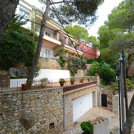 The In Has 5 Bedrooms Villa *